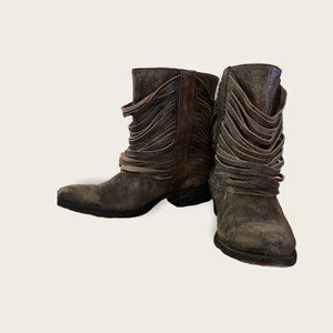 MATISSE SLASH GRAY LEATHER DISTRESSED WESTERN ANKLE BOOTS